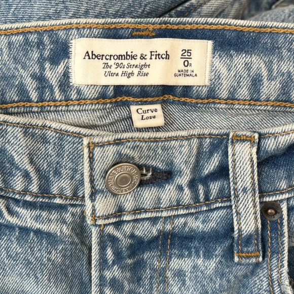 Abercrombie curve love jeans - Picture 4 of 7
